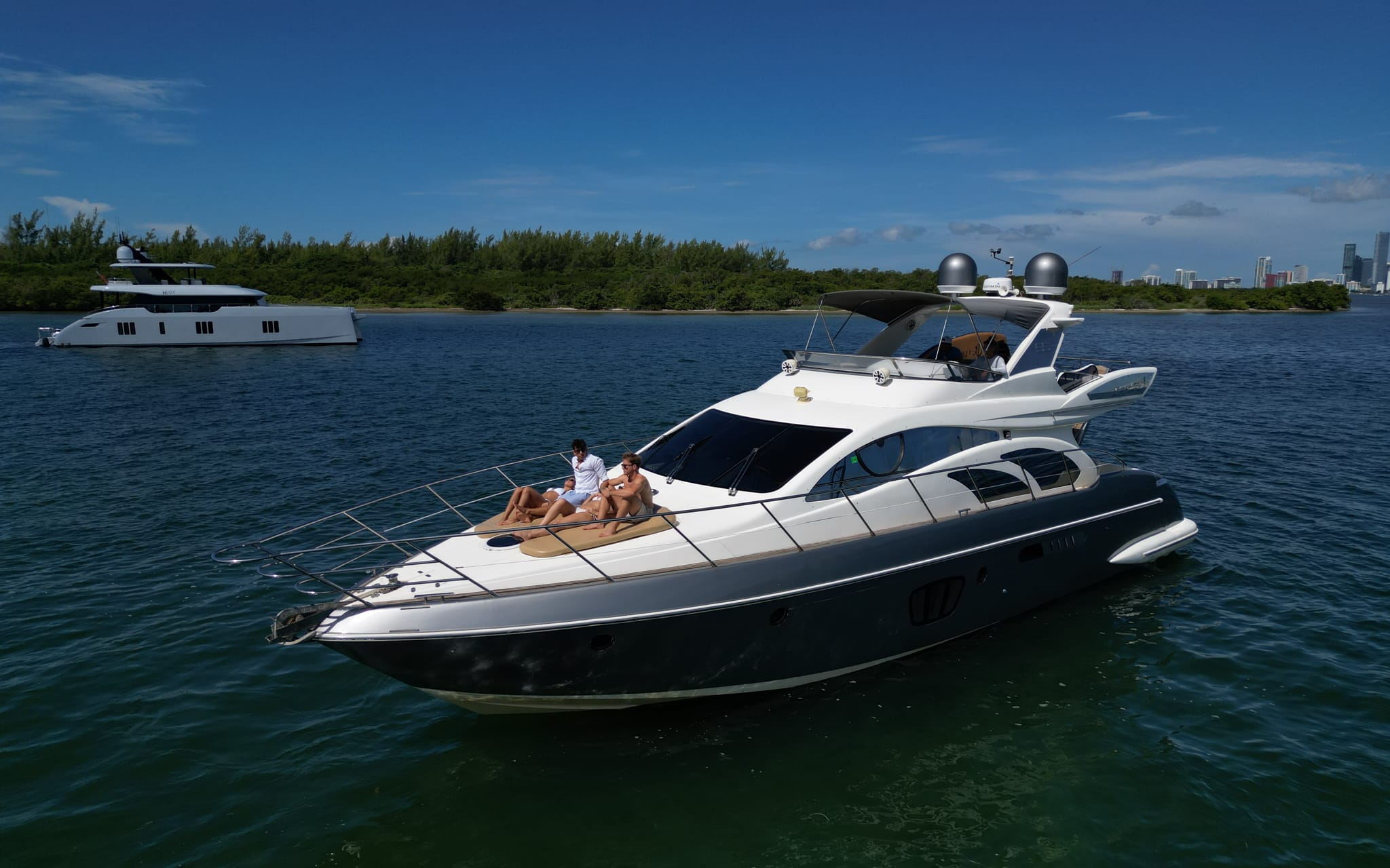 60' Azimut Rss